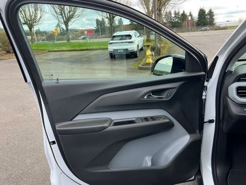 New 2027 Chevrolet Bolt LT w/ Comfort Package image 15