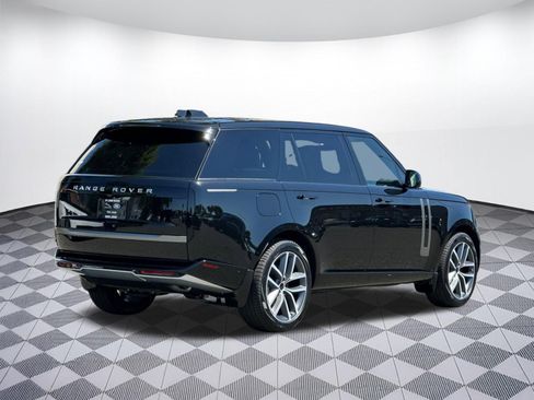 New 2026 Land Rover Range Rover Long Wheelbase SE AWD/4WD image 9