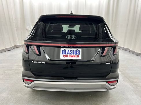 Used 2025 Hyundai Tucson SEL AWD/4WD image 29