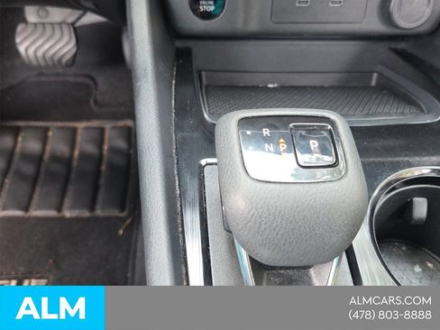 Used 2024 Nissan Rogue SV AWD/4WD image 13