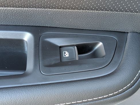 New 2026 Volkswagen Atlas Cross Sport SEL Premium R-Line image 29