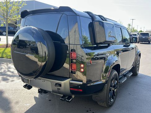 Used 2024 Land Rover Defender 130 Outbound image 7