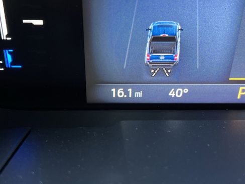 New 2025 Ford Maverick XLT w/ XLT Luxury Package image 17