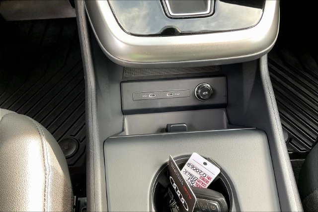 Used 2025 Audi Q4 e-tron Prestige AWD/4WD image 31