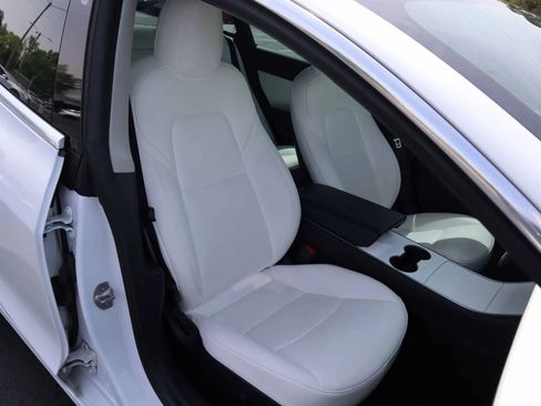 Used 2020 Tesla Model 3 Long Range image 5