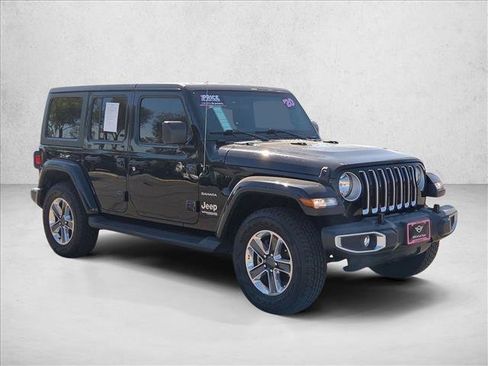 Used 2020 Jeep Wrangler Unlimited Sahara AWD/4WD image 3