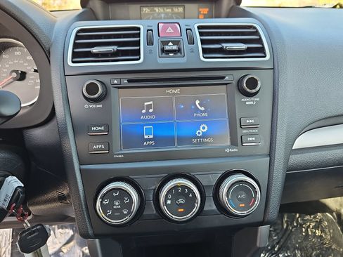 Used 2017 Subaru Forester 2.5i AWD/4WD image 21