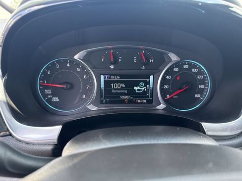 Used 2019 Chevrolet Traverse LT FWD image 12