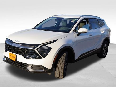 Certified 2025 Kia Sportage EX AWD/4WD image 11