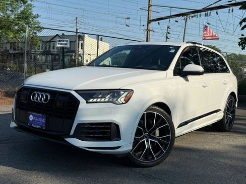 Used 2020 Audi Q7 3.0T Prestige w/ Prestige Package AWD/4WD image 1