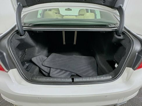Used 2019 BMW 540i w/ Executive Package RWD image 27