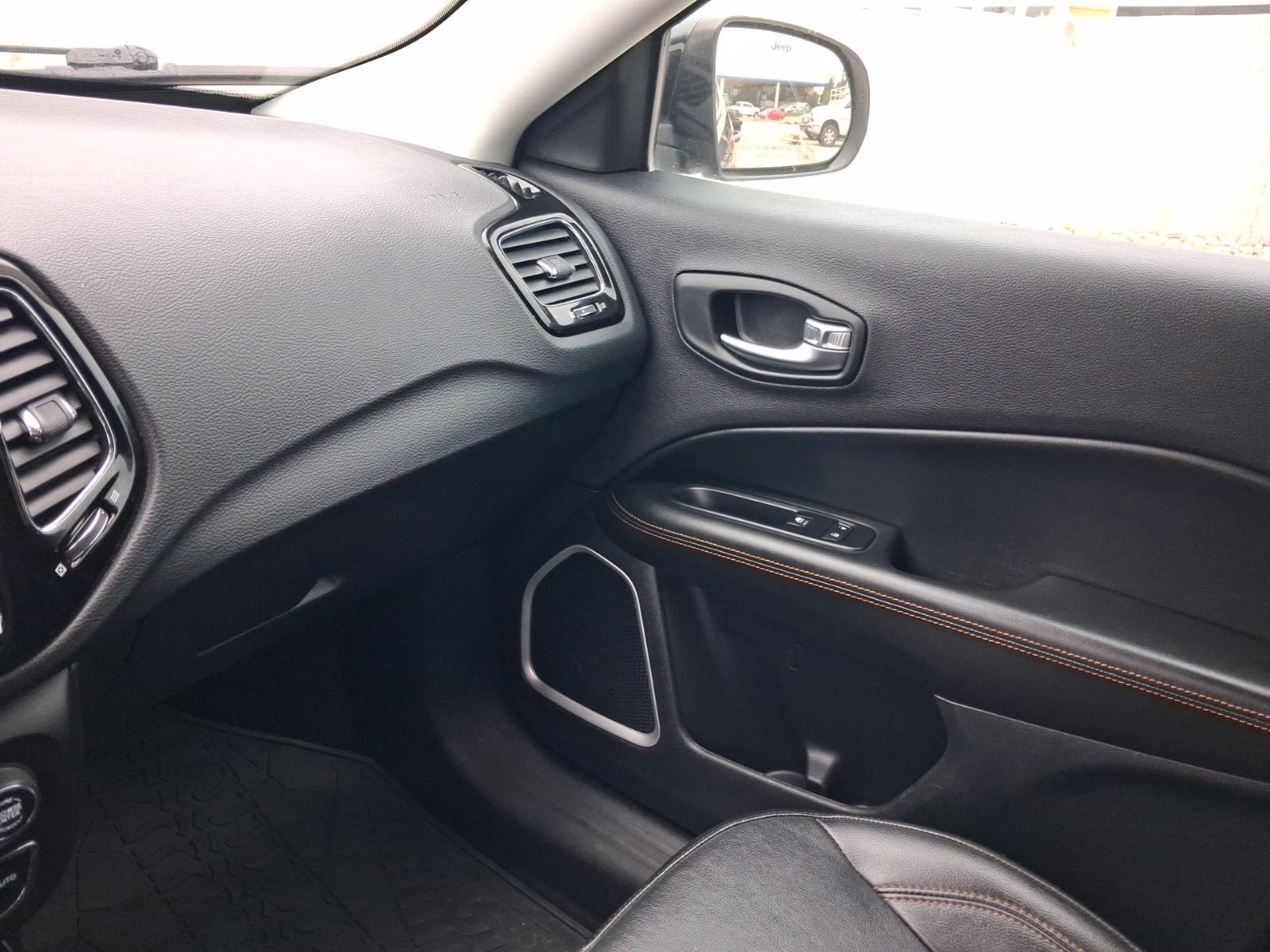 Used 2019 Jeep Compass Limited AWD/4WD image 22