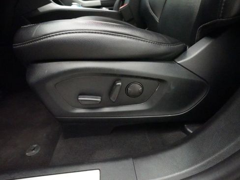 Used 2023 Ford Explorer Limited w/ Equipment Group 301A AWD/4WD image 30