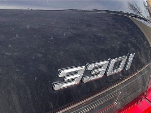 Used 2021 BMW 330i xDrive Sedan w/ Driving Assistance Package image 32