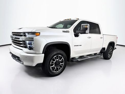 Used 2023 Chevrolet Silverado 2500 High Country w/ LPO, Dark Essentials Package AWD/4WD image 3