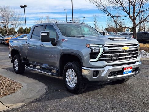 Used 2024 Chevrolet Silverado 3500 LTZ w/ LTZ Premium Package image 4