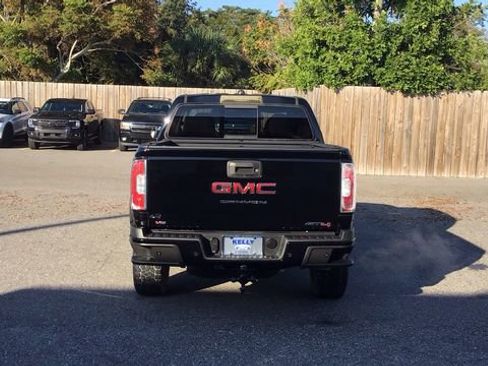 Used 2021 GMC Canyon AT4 w/ Driver Alert Package image 6