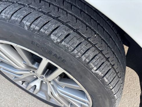 Used 2022 Ford Expedition Max Platinum AWD/4WD image 8