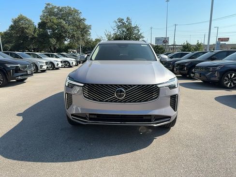 New 2026 Volvo XC90 B5 Plus image 8