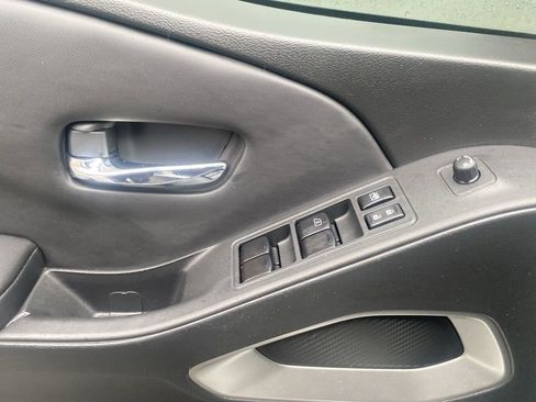 Used 2023 Nissan Frontier SV w/ SV Convenience Package image 14