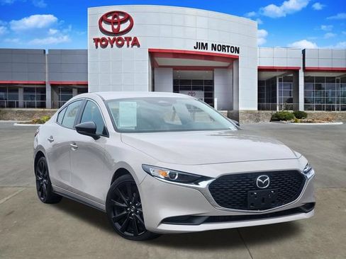 Used 2024 MAZDA MAZDA3 s FWD image 1