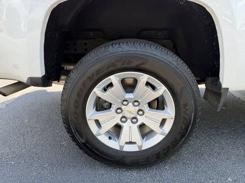 Used 2021 Chevrolet Colorado LT w/ Fleet Safety Package RWD image 39