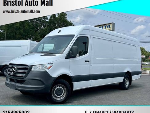 Used 2022 Mercedes-Benz Sprinter 3500 image 1