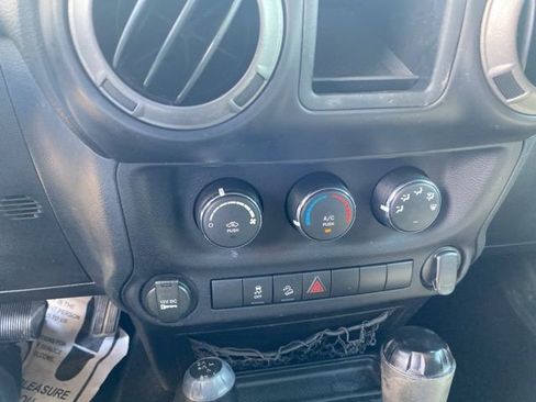 Used 2011 Jeep Wrangler Sport AWD/4WD image 26