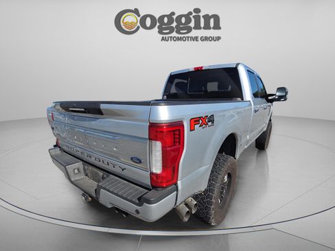 Used 2019 Ford F250 Platinum w/ Platinum Ultimate Package image 10