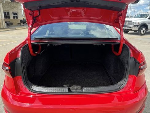 Used 2019 Volkswagen Jetta R-Line w/ R-Line Cold Weather Package image 12