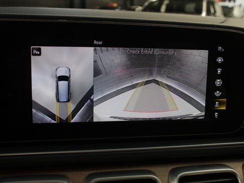 Used 2022 Mercedes-Benz GLS 450 4MATIC image 63