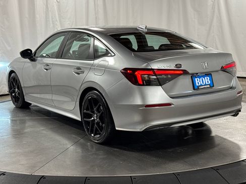 Used 2025 Honda Civic Sport image 9