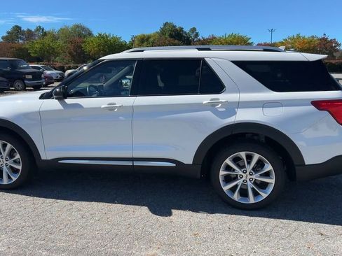 Used 2022 Ford Explorer Platinum w/ Equipment Group 601A image 36