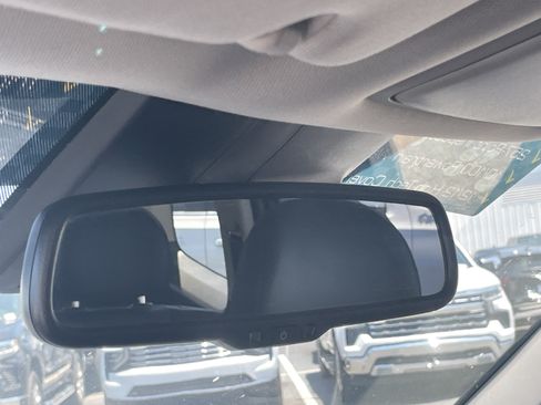Used 2023 Kia Telluride EX w/ EX Captain's Chair Package FWD image 26