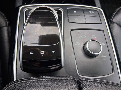 Used 2016 Mercedes-Benz GLE 350 4MATIC w/ Premium Package image 22