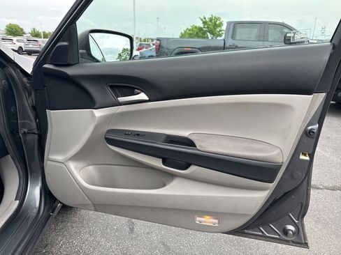 Used 2011 Honda Accord LX image 35