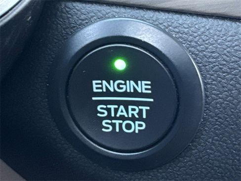 Certified 2020 Ford Escape Titanium image 24