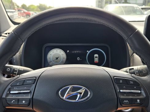 Used 2023 Hyundai Kona Limited AWD/4WD image 22
