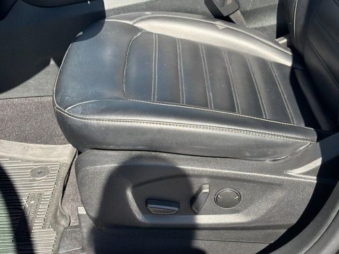 Used 2022 Ford Edge SEL w/ Convenience Package image 27