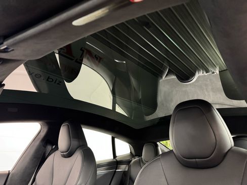 Used 2023 Tesla Model S Base image 15