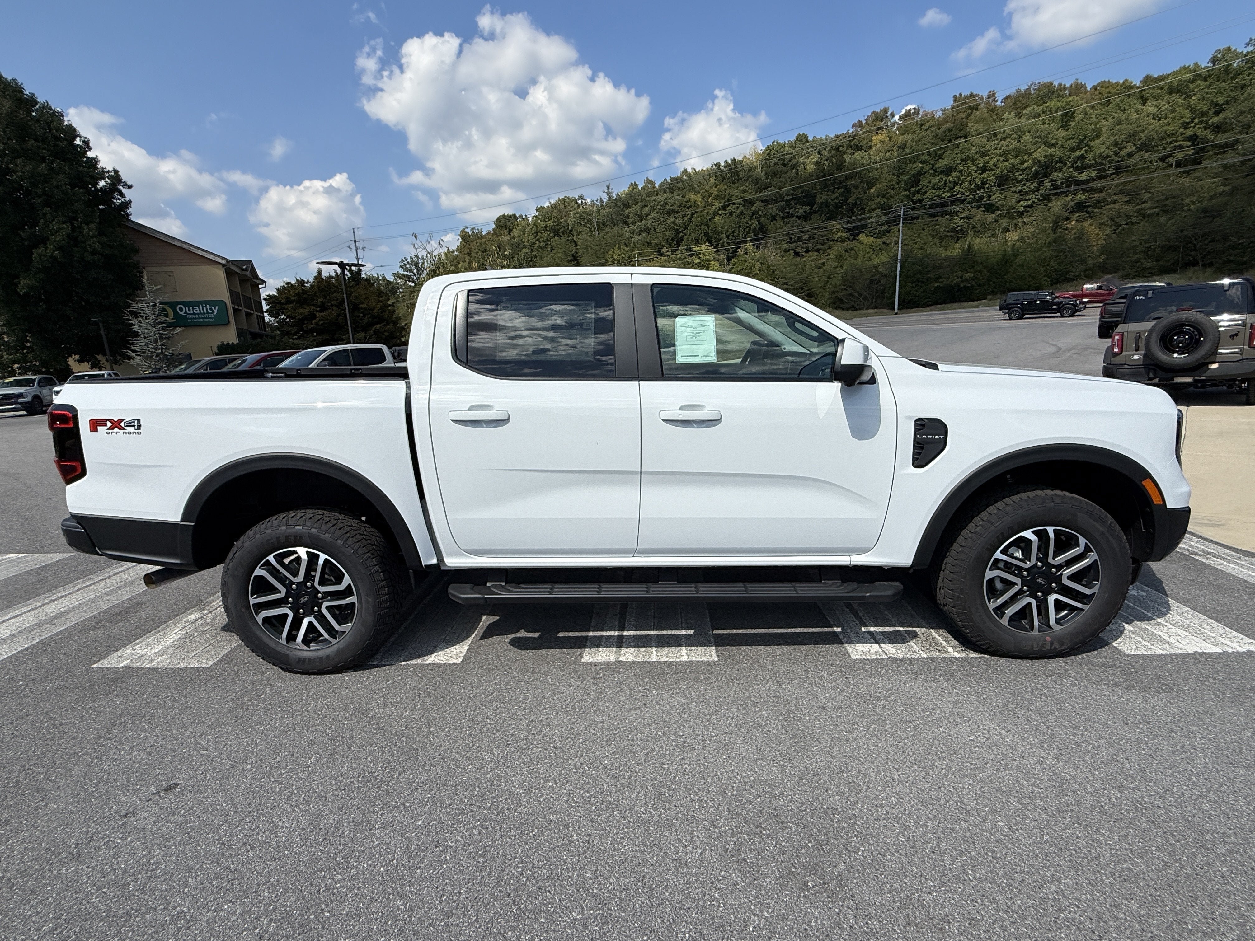 New 2026 Ford Ranger Lariat w/ FX4 Off-Road Package AWD/4WD image 4