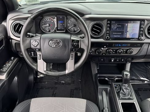 Used 2023 Toyota Tacoma TRD Sport AWD/4WD image 12