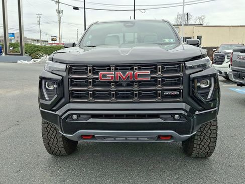 Used 2024 GMC Canyon AT4X image 2