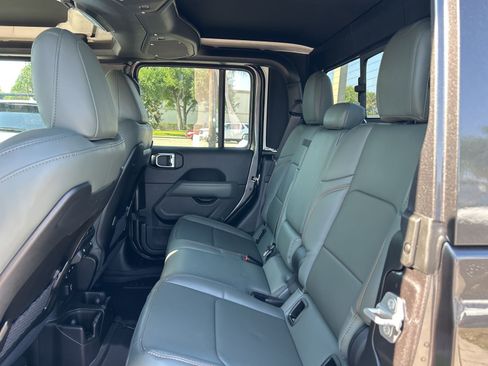 New 2026 Jeep Gladiator Mojave image 10