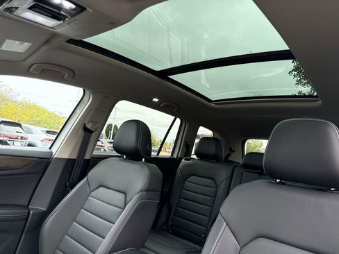 New 2026 Volkswagen Atlas SEL image 23