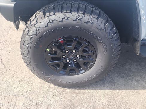 New 2026 Ford Bronco Raptor AWD/4WD image 9