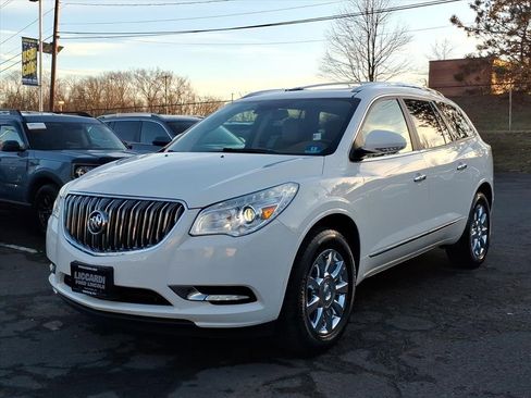 Used 2015 Buick Enclave Leather image 2