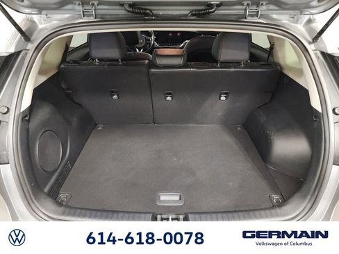 Used 2022 Kia Niro EX image 24