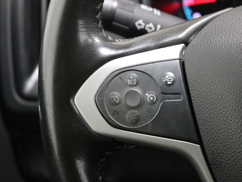 Used 2022 Chevrolet Colorado LT w/ Fleet Safety Package RWD image 9