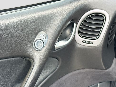 Used 2006 Pontiac GTO RWD image 7